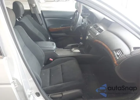 2011 Honda Accord 3.5 Ex z USA, uszkodzony, nr VIN 1HGCP3F70BA000884